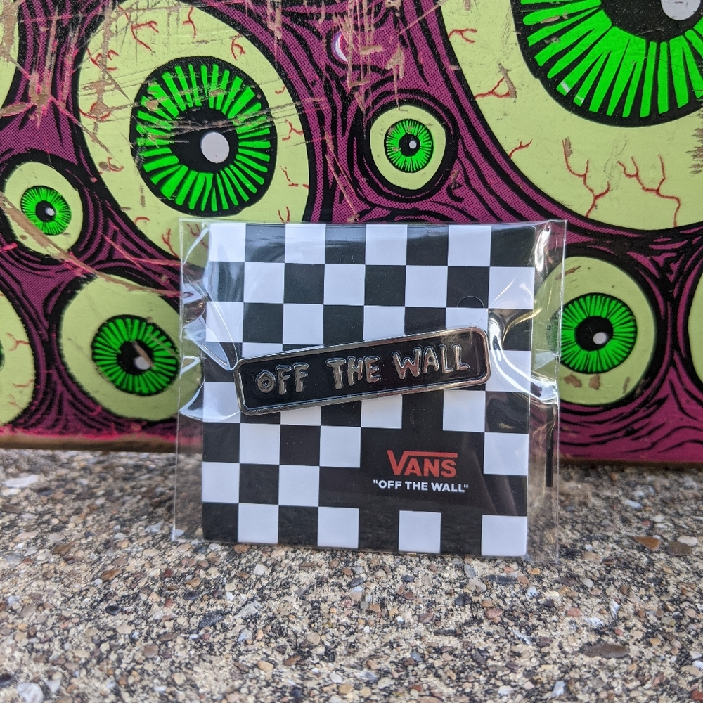 Vans Family Exclusive Pin